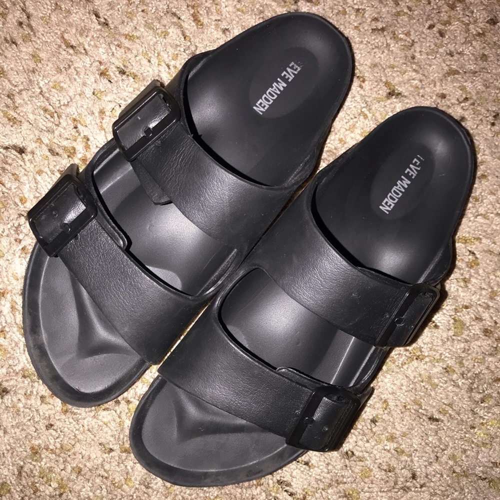 Black Steve Madden Sandals